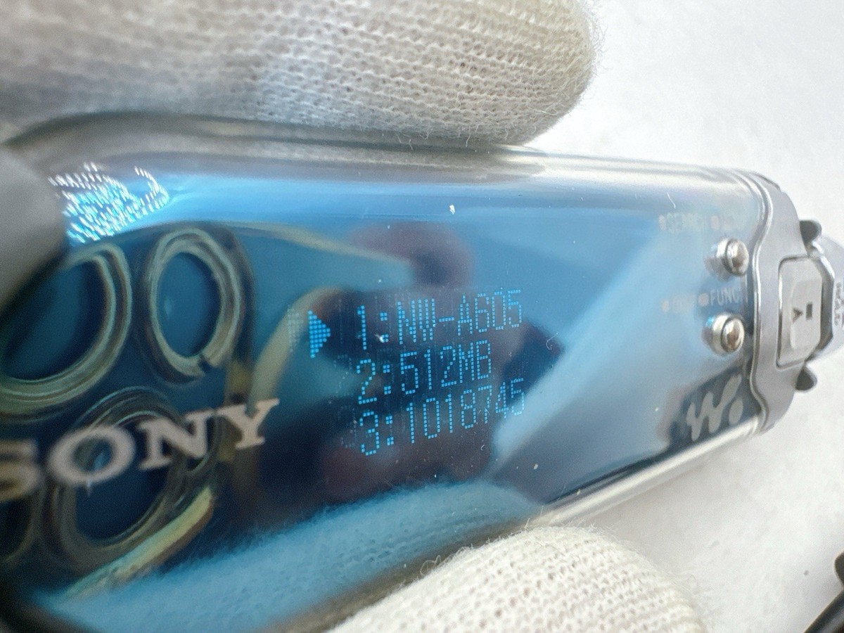 Sony Network Walkman NW-A605 Digital Music Player 512MB Blue