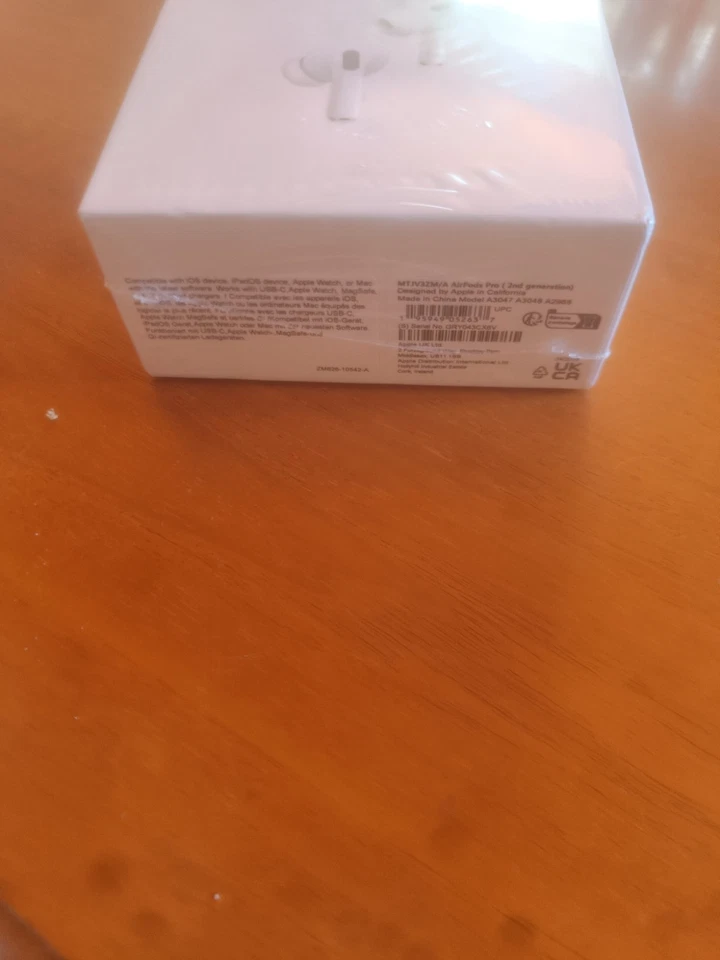 AirPro2 (2generazione) con custodia di ricarica MagSafe (USB-C) - Image 3 of 4