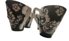 222 FIFTH Black Whit Damask Fine China Porcel...