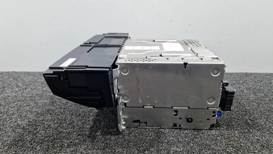 Sistema di navigazione BMW X5 E70 CCC lettore CD stereo unità principale navigatore satellitare 9170732 - Immagine 3 di 4