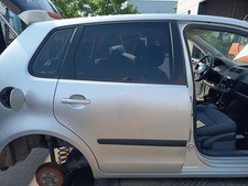 TÜR Hinten Rechts VW Polo 1.9 SDI 9 N Limousine Farbe LB9A-candyweiss Bj 2004