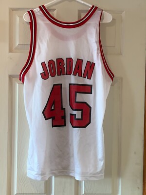VINTAGE NBA CHICAGO BULLS MICHAEL JORDAN #45 CHAMPION JERSEY SIZE 