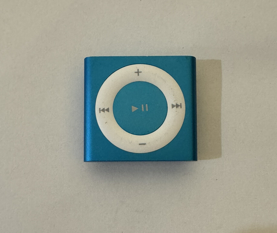 【新品未開封】APPLE iPod shuffle 第4世代2GB 6個入り Apple 2GB iPod shuffle (Silver, 4th Generation) MC584LL/A B&H