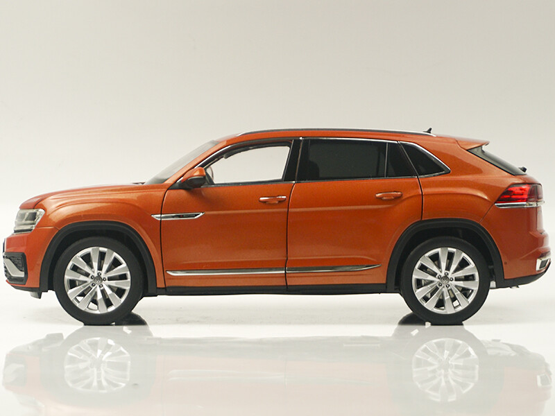 ミニカー 1/18 VW TERAMONT 2017 オレンジ 1/18 Scale For VW Volkswagen TERAMONT X 2019 Orange Diecast