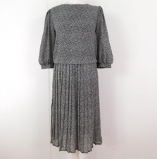 Vintage Canda Black & White Floral Dress Size 10 Pleated Skirt Classic Midi 1980