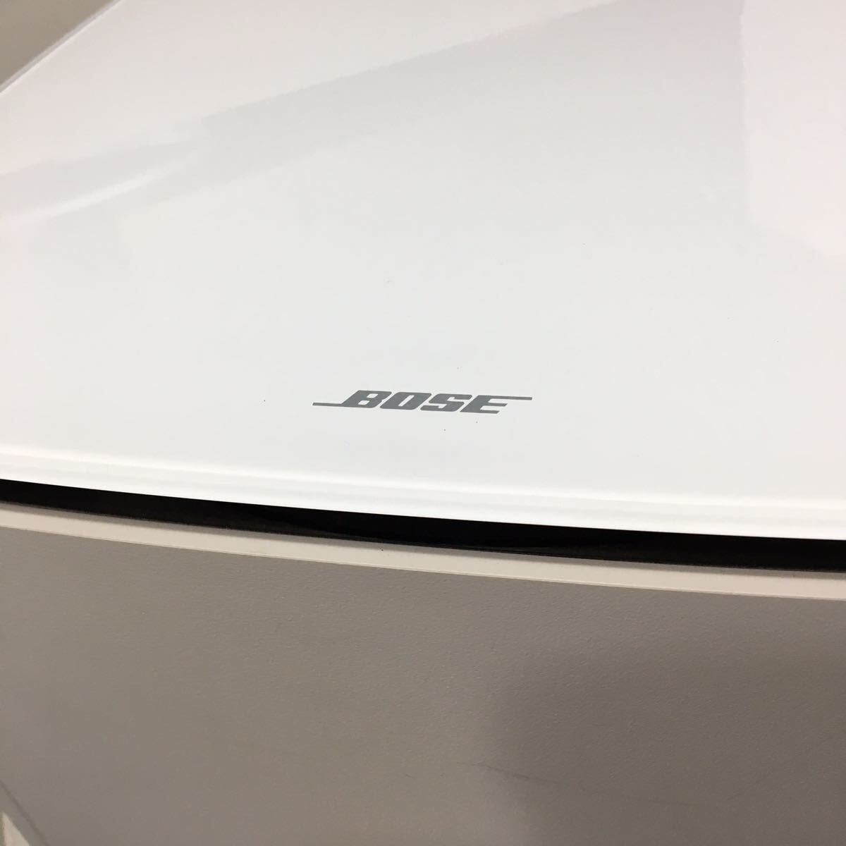 Bose Bass Module 700 Wireless Home Theater Subwoofer White Bose Bass Module 700 Wireless Home Theater Subwoofer White