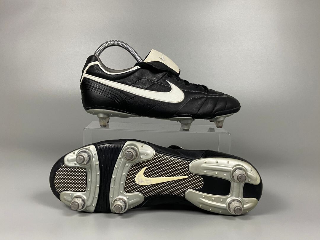 2004 Nike Tiempo Natural SG US 8 leather vintage soccer