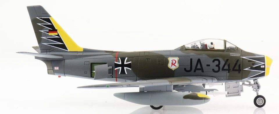 Hobby Master 1/72 Sabre Mk 6 Luftwaffe JG 71 Richthofen, Eckhard Wendt, HA4319 Foto 3 de 4