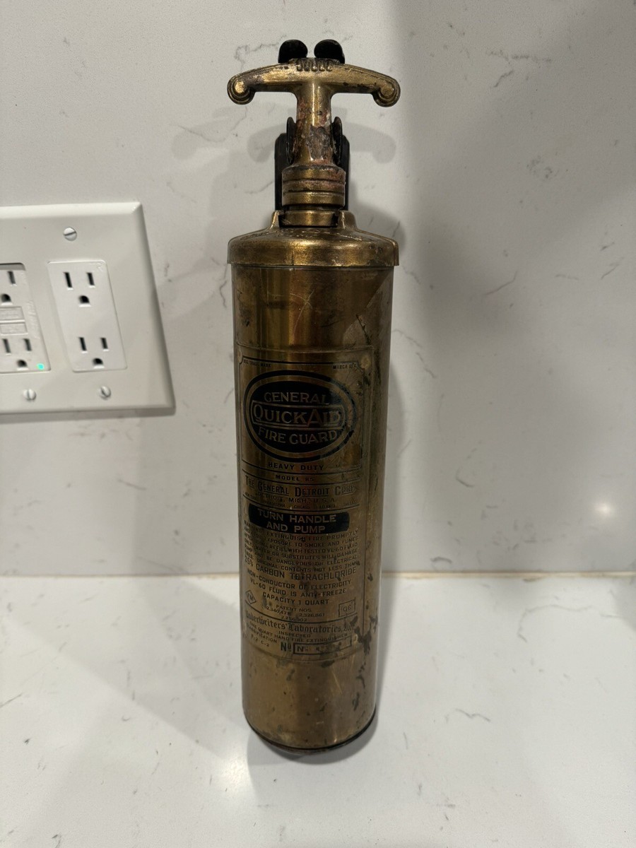 Vintage Brass General Quick Aid Fire Guard Extinguisher Model 85 w Vintage Brass General Quick Aid Fire Guard Extinguisher Model 85 w