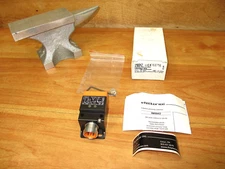 IFM IM0042 *NEW* Proximity Switch Inductive Efector Sensor IMC2035-ARKA/LS-300BL