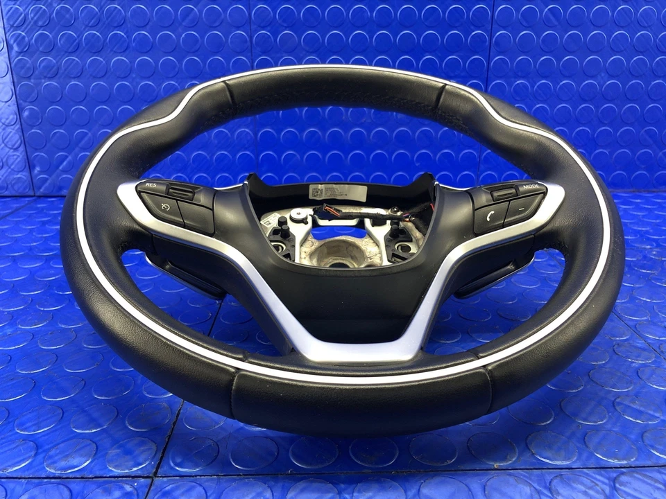 Volante de couro preto BMW I8 OEM 2014-2020 COM CÂMBIO DE MARCHAS - Imagem 4 de 4