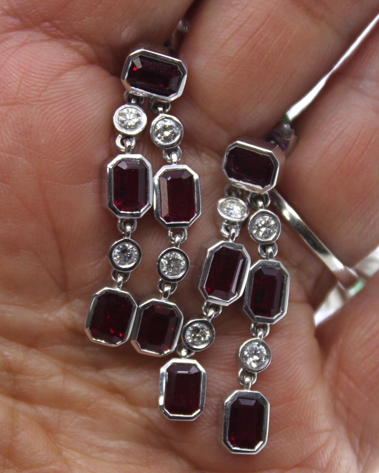 17k Solid White Gold Natural Ruby & Diamond Drop … - image 9