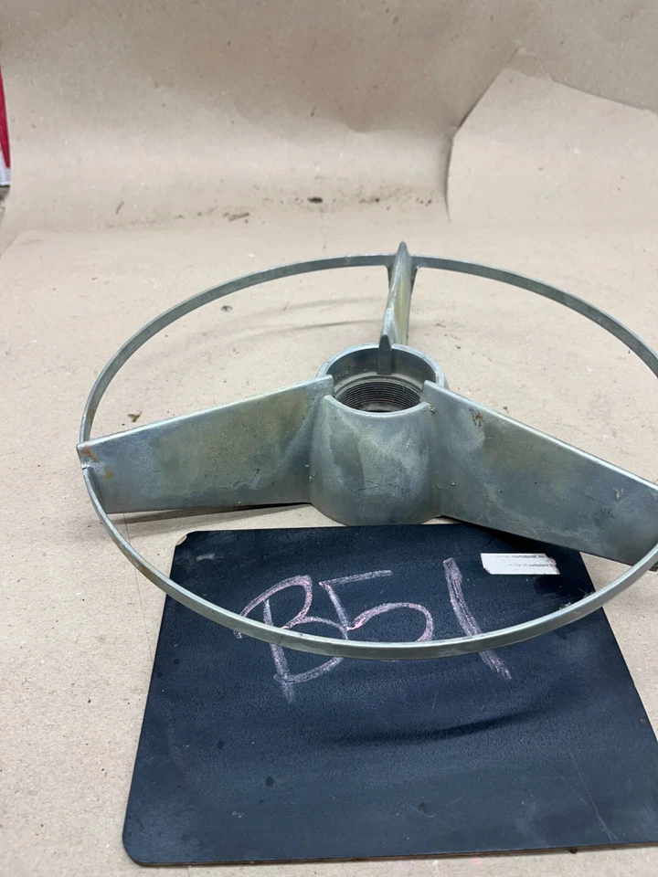 55 Buick Roadmaster Century 1955 volante bocina anillo cromo OEM 1167516 56 Foto 2 de 4