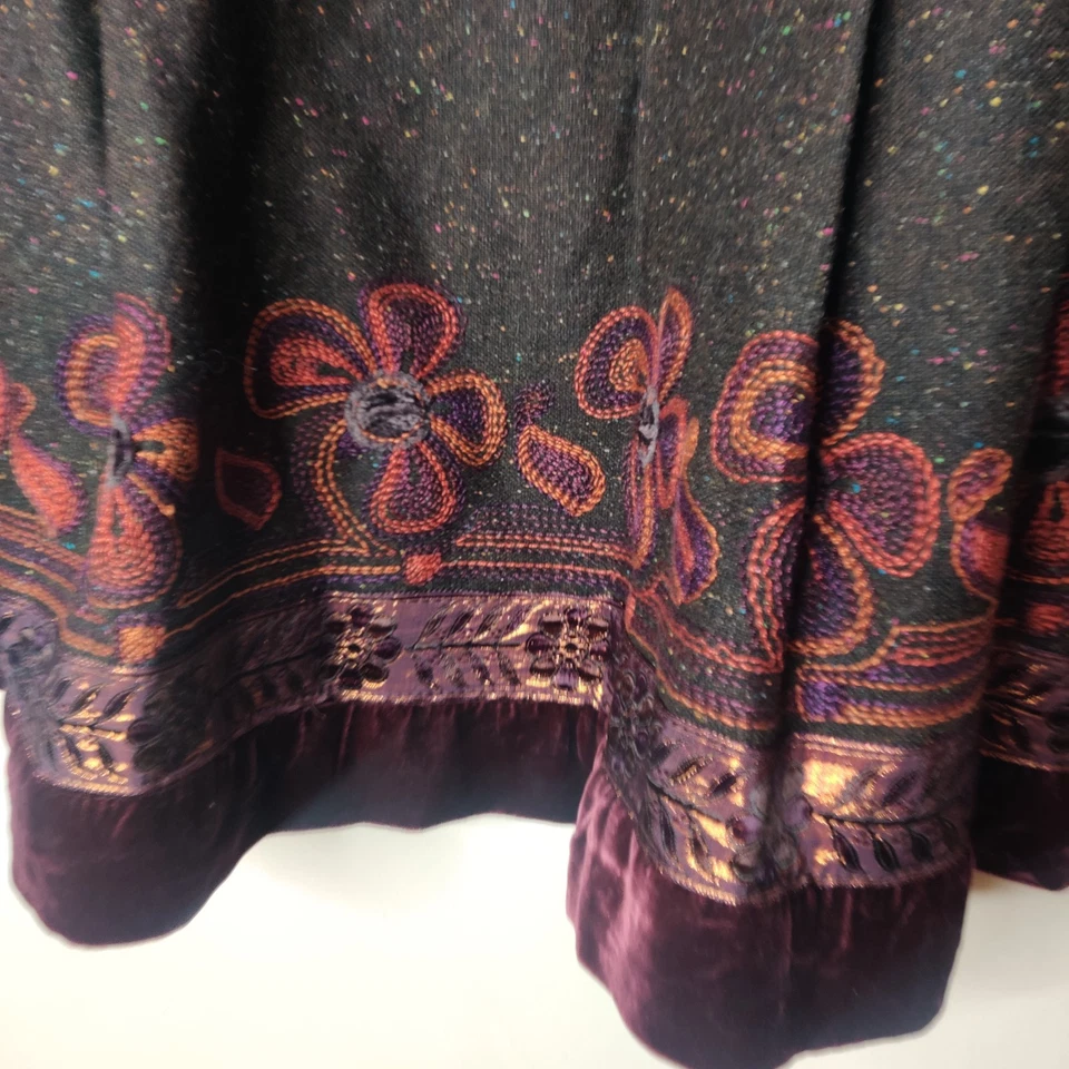 Falda Cynthia Steffe Línea A Talla 10 Floral Bordada Plisada Tweed Terciopelo Ribete Foto 3 de 4