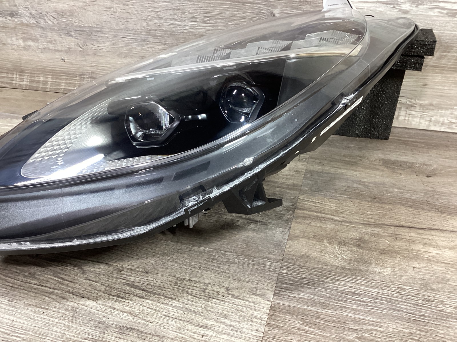 RECONDITIONED -  2025 Aston Martin Vanquish L Headlamp - OEM