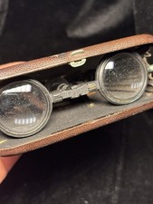 Authentic Victorian La Reine Paris Opera Glasses in Leather Case Mechanism