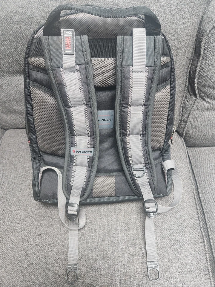 SwissGear Backpack Wenger Synergy 16'' Laptop Rucksack 26L Black Grey Red  - image 2 of 4