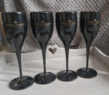 Set Of 4 Moet & Chandon Champagne Themed Acrylic 175ml Flutes Brand New