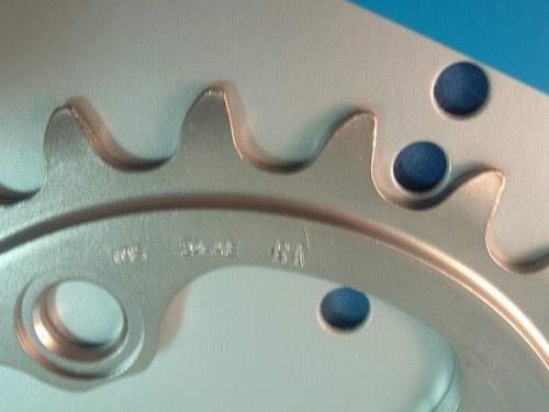 Catena Shimano Deore XT M780/M770 24T-AE x 64BCD MTB NUOVA/NOS - 3x10 - Spd - Nuova con scatola - Foto 5 di 7