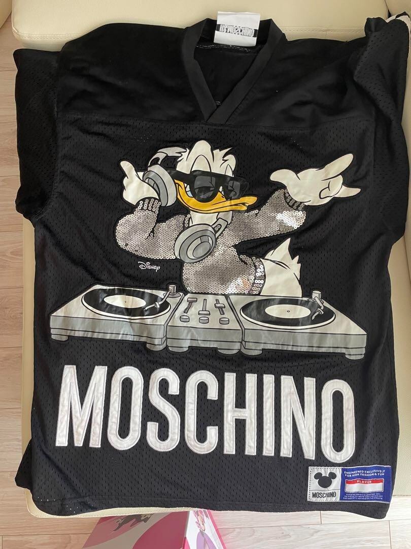 H&M Moschino disney donald Collaboration Big T-shirt Size-M Black