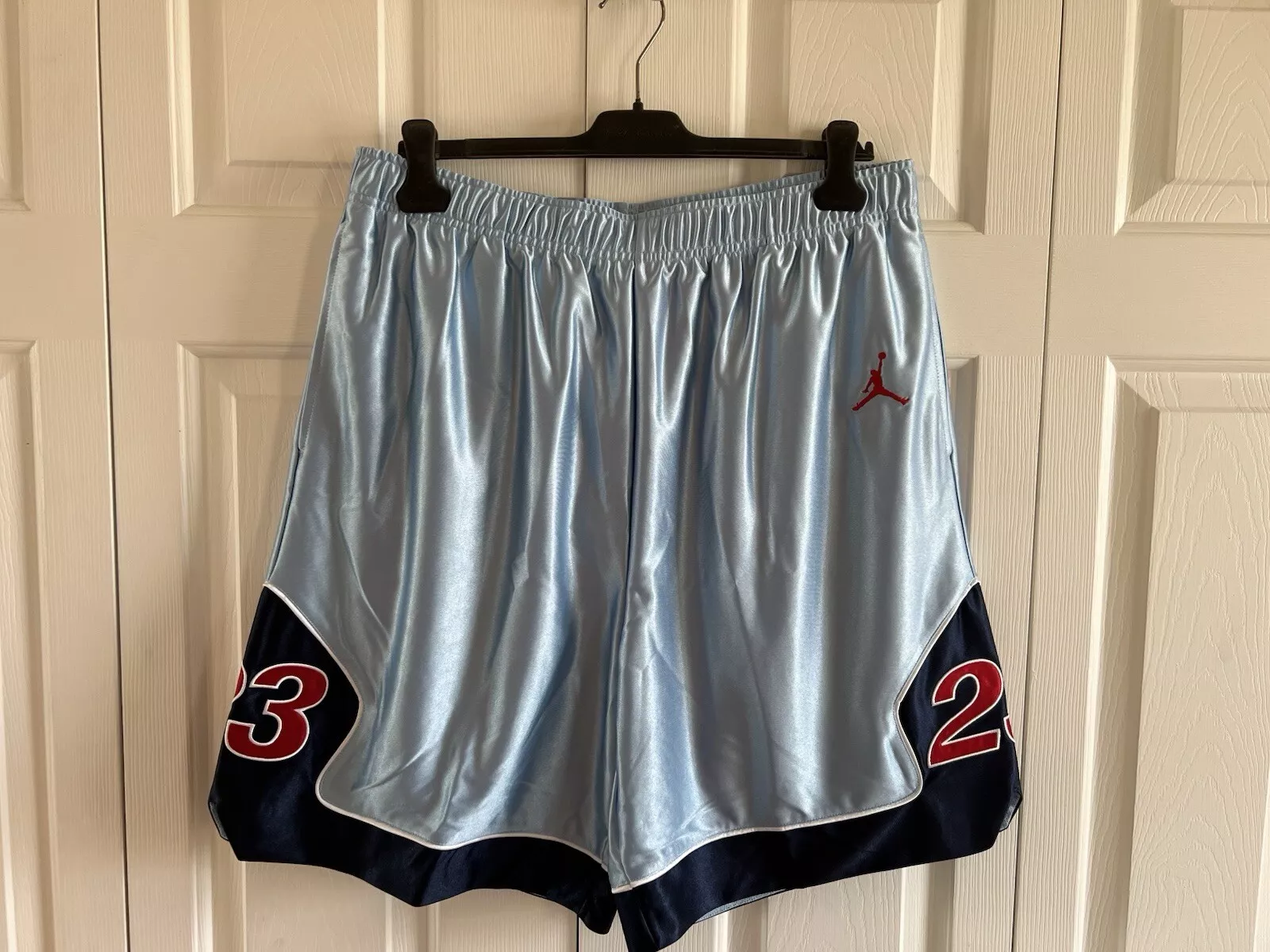 Short d'échauffement Supreme Jordan taille XL bleu clair FW24 Supreme New York 2024 neuf