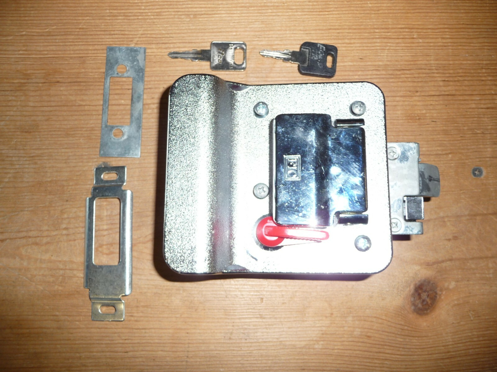 Wesco Fastec 43610 Travel Trailer Lock In Chrome USED eBay