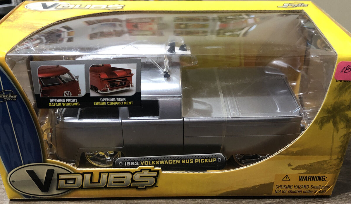 1963年 VOLKSWAGENBUS PICKUP Jeda VDUBS VOLKSWAGEN 1963 VW BUS PICKUP 1/24 JADA V DUBS SILVER WITH