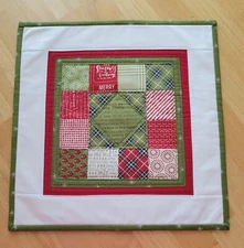 Handmade mini quilt/wall hanging/patchwork/winter/Christmas