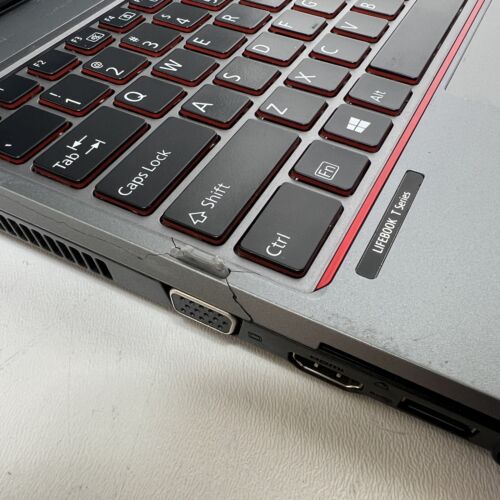 Fujitsu Lifebook T725 13" Touchscreen Laptop | i5-5200U 4GB 128GB SSD Win 10 #2 - Bild 4 von 10