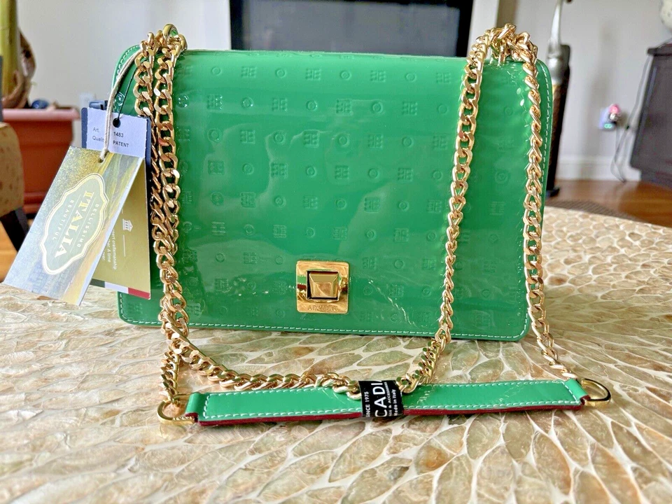 Bolso Bandolera ARCADIA Color Jade Charol - Hecho en Italia - Nuevo con Etiquetas
