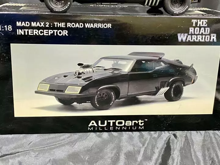 MAD MAX 2 THE ROAD WARRIOR INTERCEPTOR Model 1/18 AUTOart MILLENNIUM JAPAN  USED