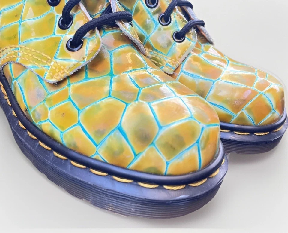 Botas de Combate De Colección Y2K Docs Dr Martens Amarillo Patente de Cocodrilo Hechas en Inglaterra 3UK Foto 2 de 4