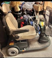 4-Wheel Mobility Scooter Electric/Battery Green/Beige w/ Front Basket