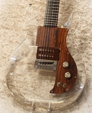Chitarra elettrica Ampeg Dan Armstrong Lucite 1971 vintage usata
