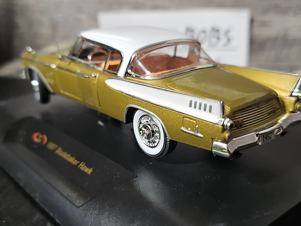 Signature Models 1957 Studebaker Golden Hawk 1:32 Scale Diecast Car - Image 3 of 4