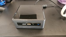 Intel NUC8i3BEH Mini PC i3-8109U 24 Go SSD 222 Go + HDD 447 Go W11 Pro