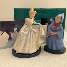 WDCC Cinderella and Fairy Godmother “A Magical Transformation” w/Postcards