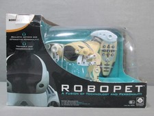 WowWee ROBOPET Robonetics Robot Dog SEALED New 2005