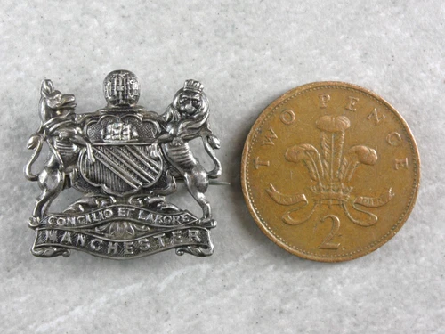 A quality silver WW1 Manchester Regiment sweetheart pin brooch, maker marked P&T