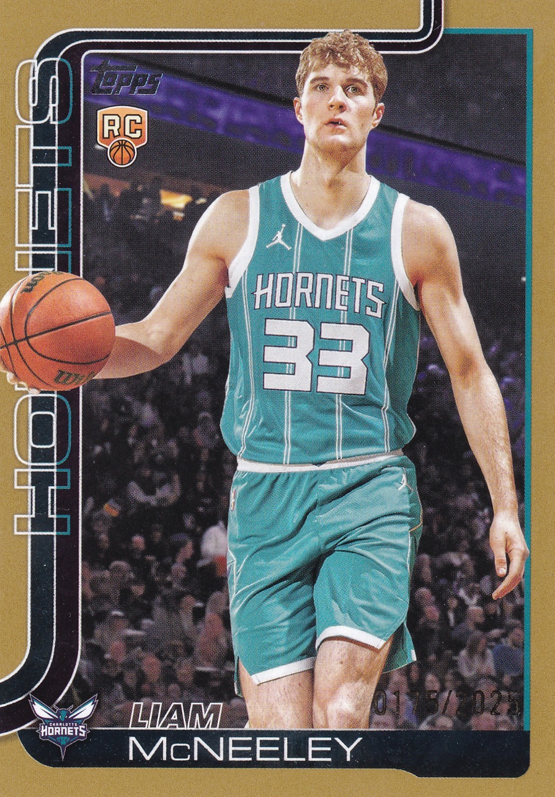 2025-26 Topps - Liam McNeeley #229 Gold /2025 (RC) Hornets