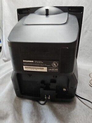 Sylvania 13” Color TV VCR Combo Model SSC132 Retro Gaming