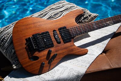 2001 Ibanez S570 - Made in Japan (FujiGen) - Light Weight - Pro