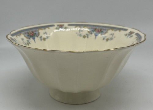 Royal Doulton Rare Juliet Petal Pedestal Serving Bowl 6.5" - Picture 1 of 7