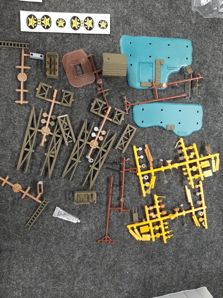 Lifelike Train Set Expander Value Pack Storage/Hometown HO Scale ...