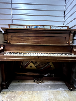 ELINGTON アップライトピアノ Ellington Victorian Upright Piano - Antique Piano Shop