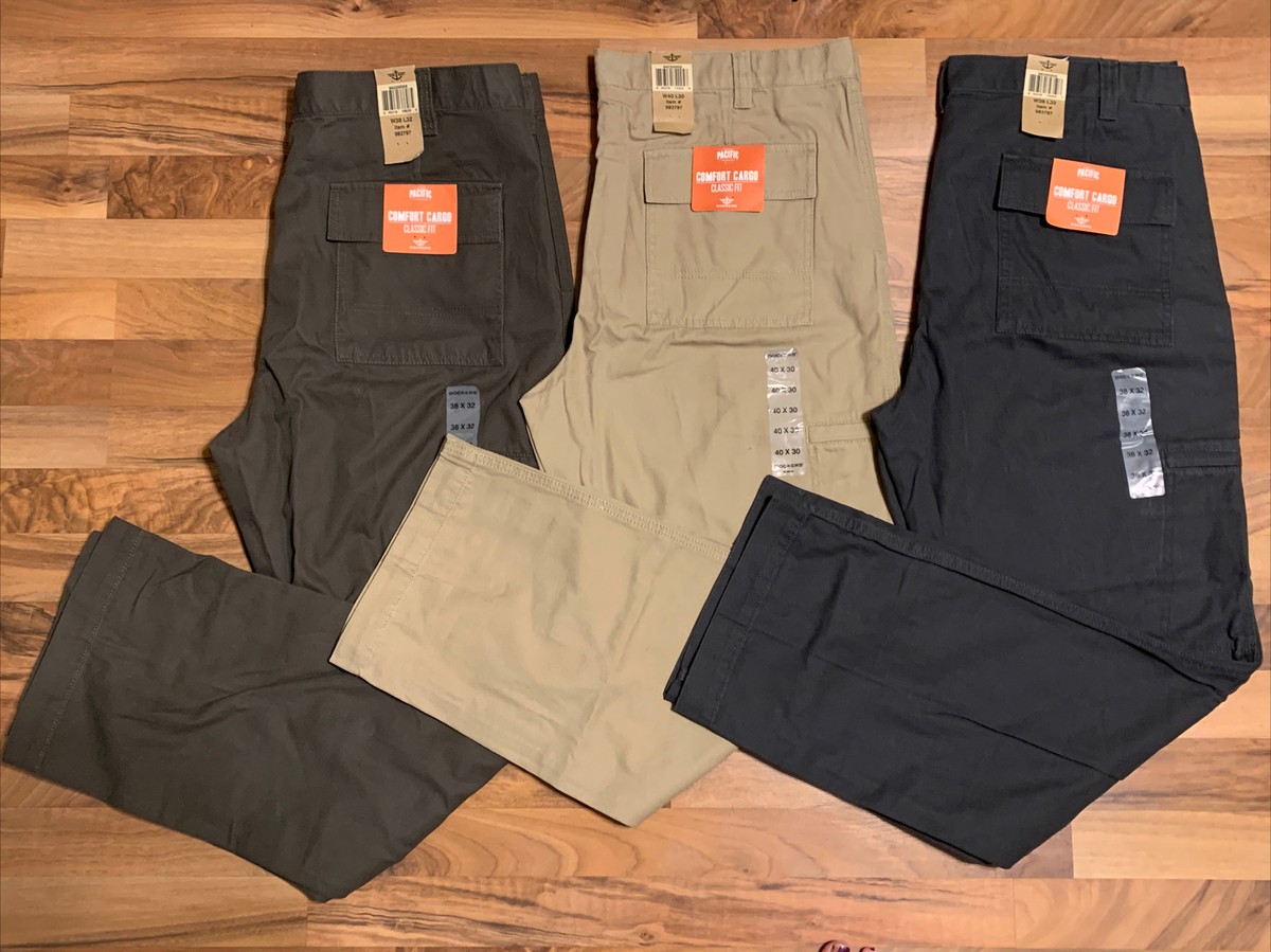 Dockers Pacific Collection Men's Comfort Cargo Classic Fit Pants
