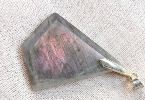 Labradorite 72 carats - pendentif cabochon pierre naturelle - Madagascar - 第 3/5 張圖片