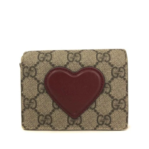 EGA GUCCI GG Supreme Heart PVC Bifold Wallet Beige/6CG0886
