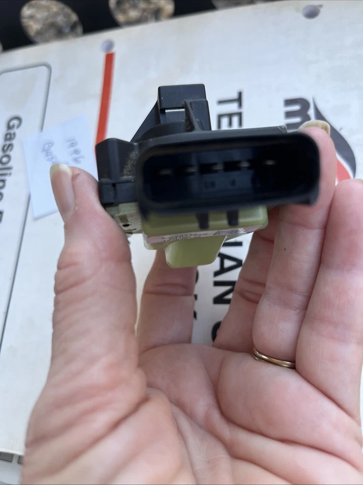 Airtex Ignition Starter Switch p/n 1S6017 NOS - Image 4 of 4