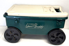 Ames Lawn Buddy 72978 - Rollbarer Gartenwagen Sitz Aufbewahrung mit Tablett grün 